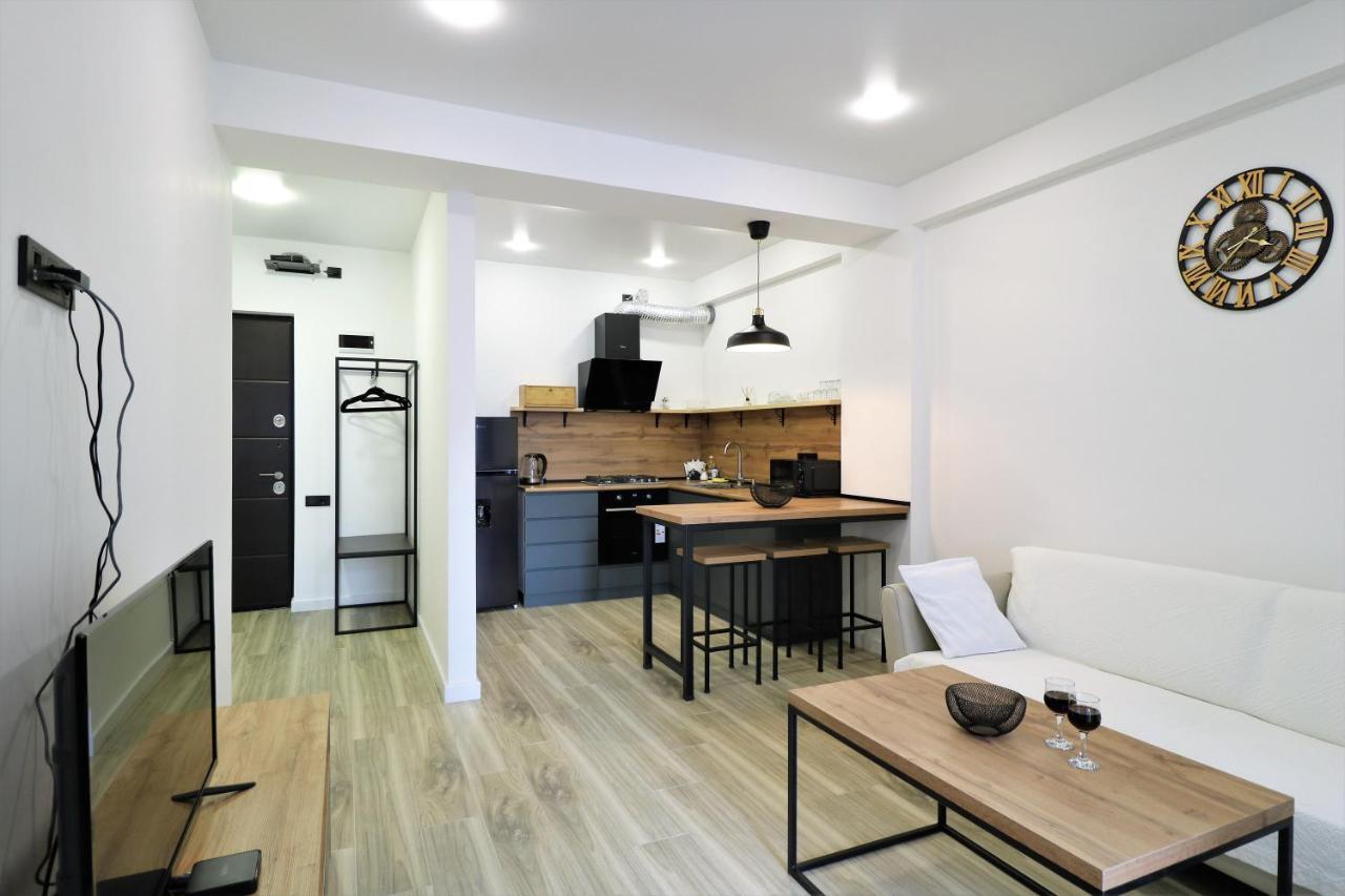 Ferienwohnung Twins Tower Tbilisi Exterior foto